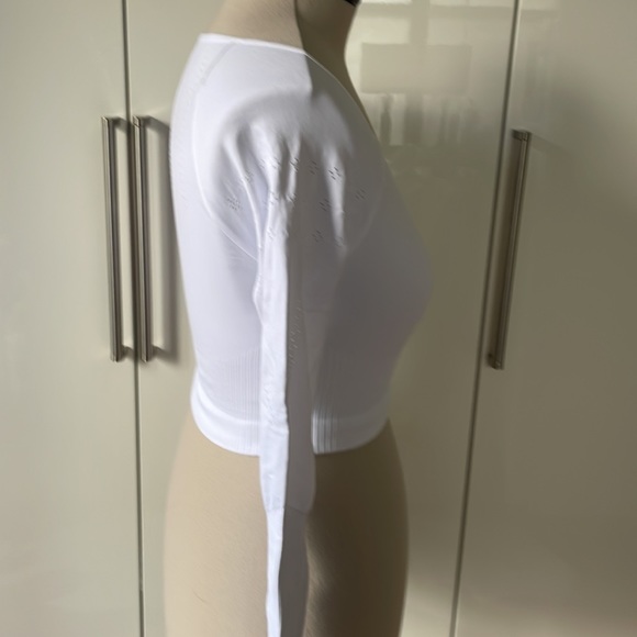 Free People Good Karma Crop Long Sleeve Layer Top In White Size-M/L NWOT - Picture 15 of 16